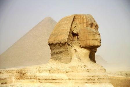 英语六级阅读精练、导释：古埃及陵墓法老之谜